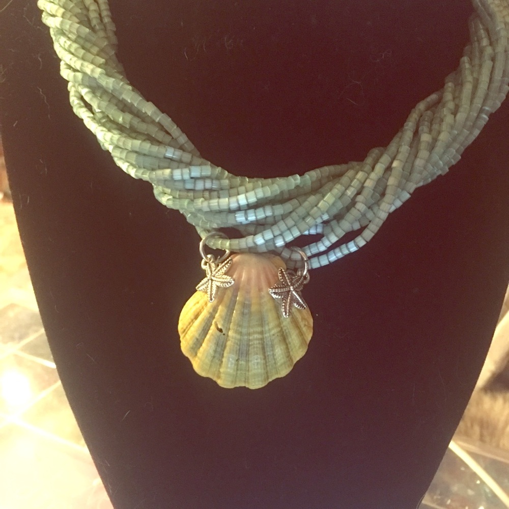 Sunrise shell necklace